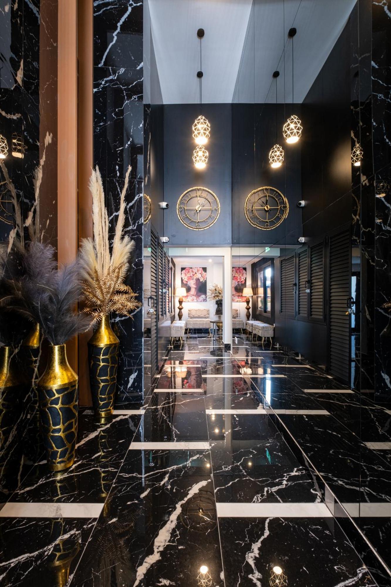 Lazuli Hermes Apartments Ларнака Екстериор снимка