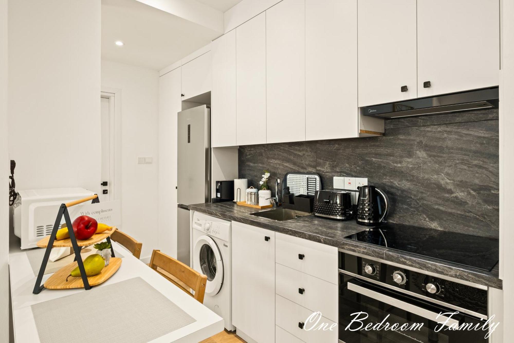 Lazuli Hermes Apartments Ларнака Екстериор снимка