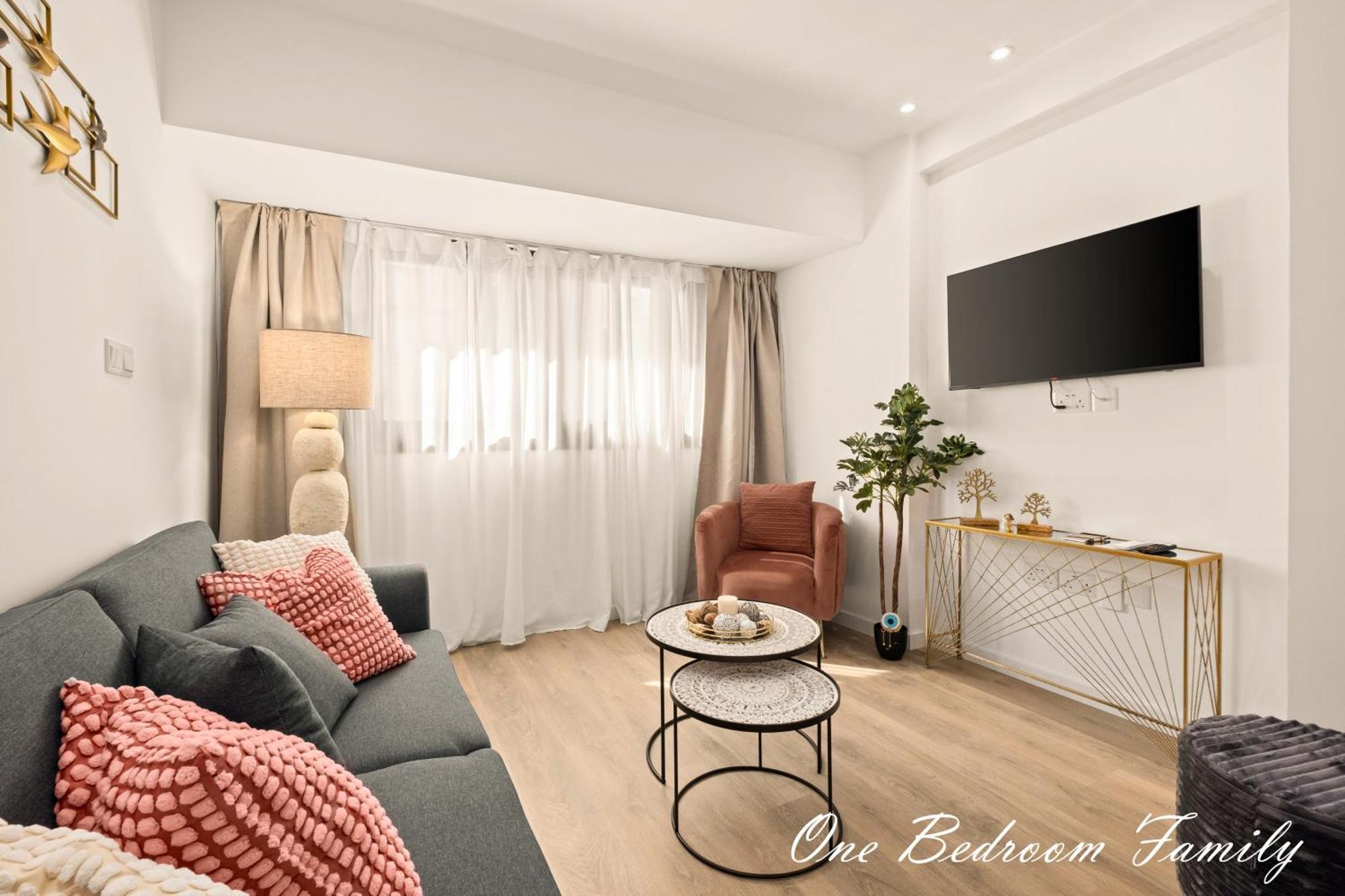 Lazuli Hermes Apartments Ларнака Екстериор снимка